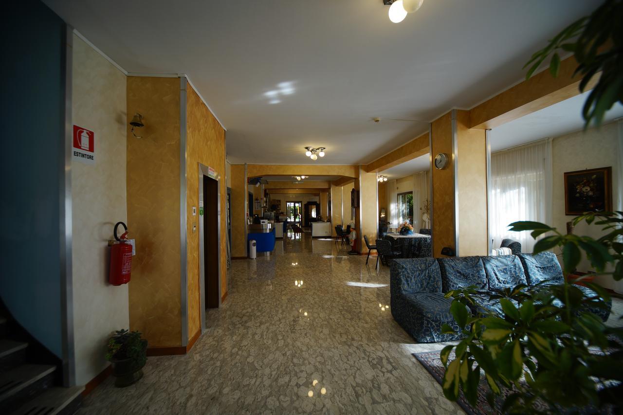 King Hotel Фиджи Экстерьер фото